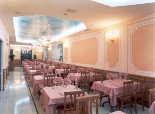 Hotel Impero Brescia Exterior photo